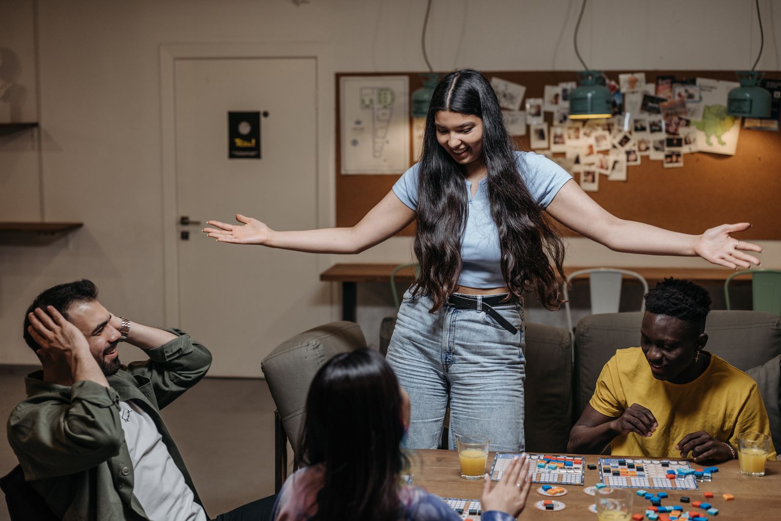 Illustrative scene connected to home